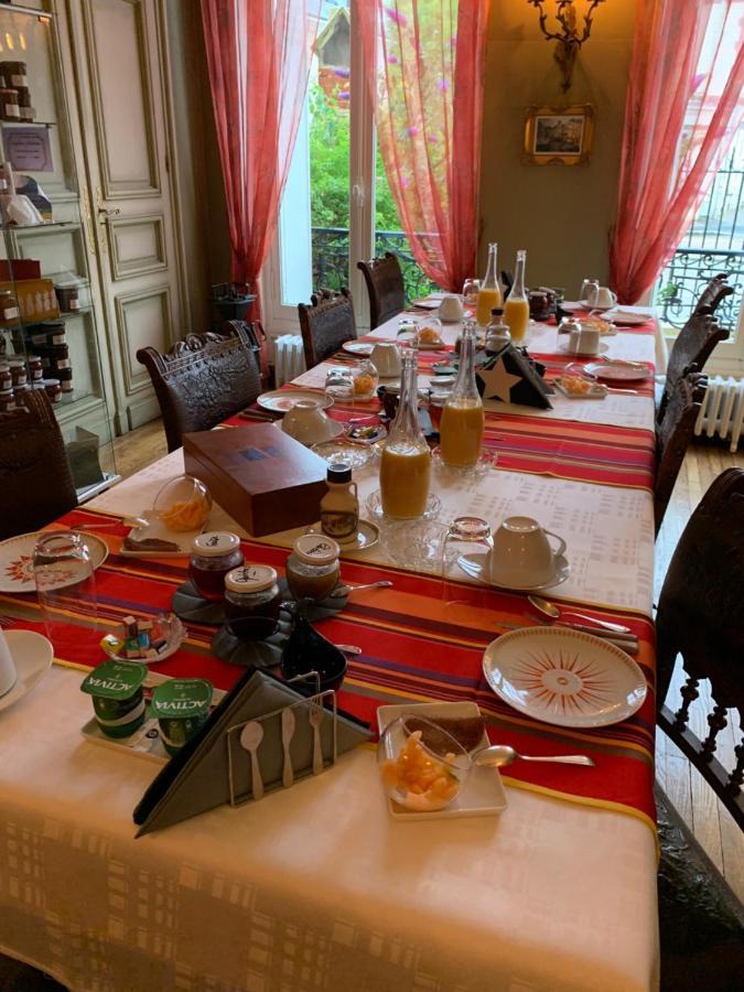 Chambre D'Hotes L'Ambroise トロワ エクステリア 写真