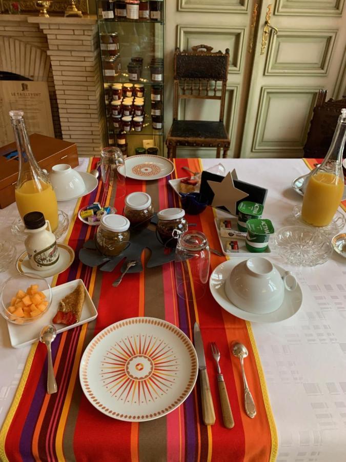 Chambre D'Hotes L'Ambroise トロワ エクステリア 写真