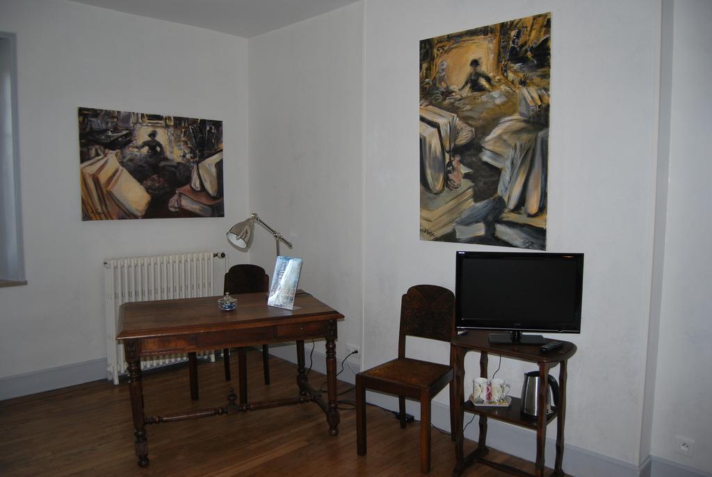 Chambre D'Hotes L'Ambroise トロワ 部屋 写真