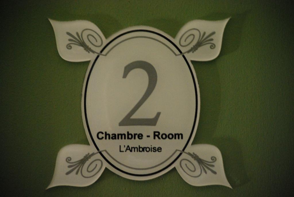 Chambre D'Hotes L'Ambroise トロワ エクステリア 写真