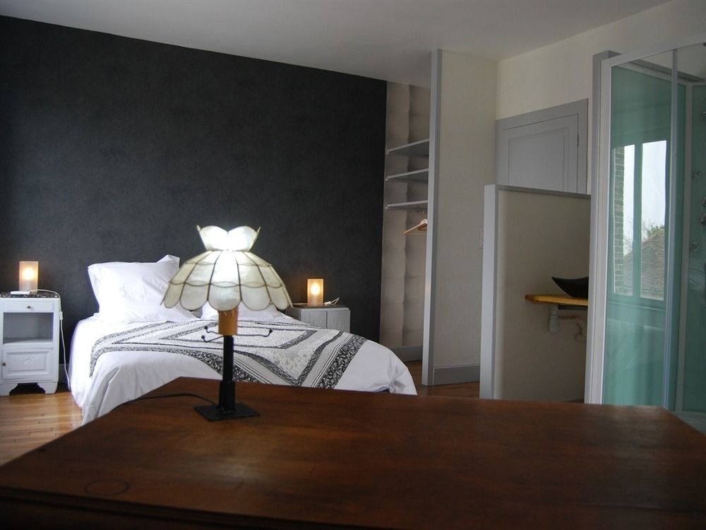 Chambre D'Hotes L'Ambroise トロワ エクステリア 写真