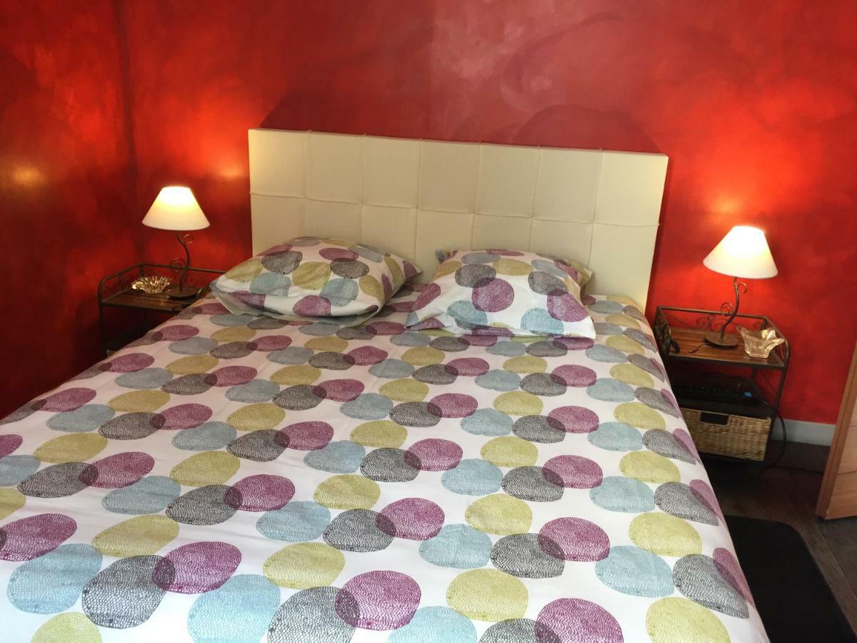Chambre D'Hotes L'Ambroise トロワ エクステリア 写真